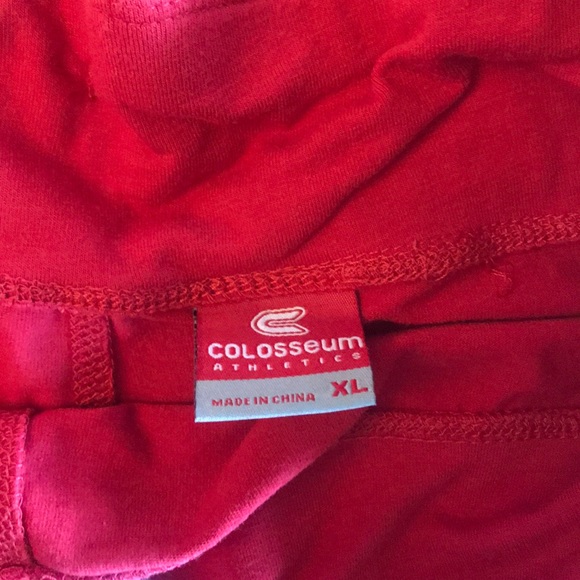 Wisconsin Badger cotton red shorts - Picture 2 of 3